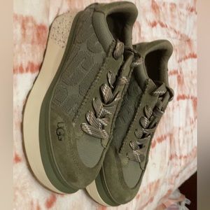 Green uggs